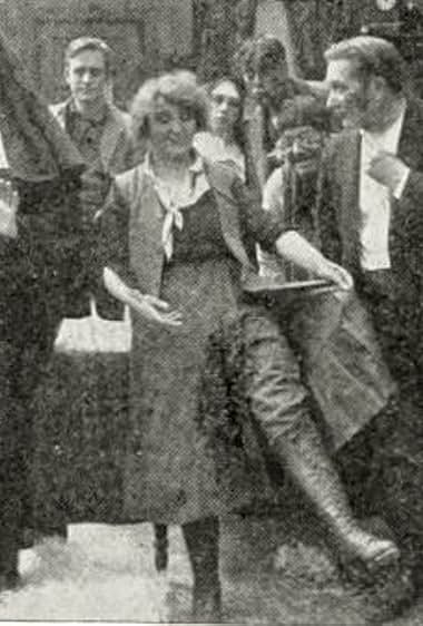 Famous trivia from Hollywood movie : Sunday (1915)