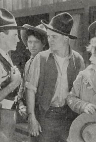 Famous trivia from Hollywood movie : Whispering Smith (1916)