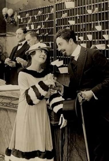 Famous trivia from Hollywood movie : Sunshine Dad (1916)