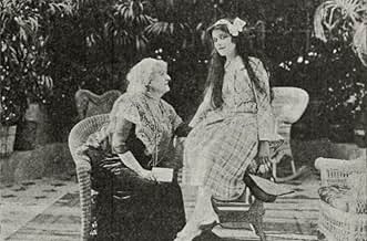 Famous trivia from Hollywood movie : Her Greatest Love (1917)