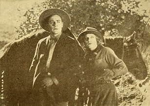 Famous trivia from Hollywood movie : The Red Glove (1919)