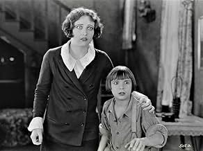 Famous trivia from Hollywood movie : Old Clothes (1925)