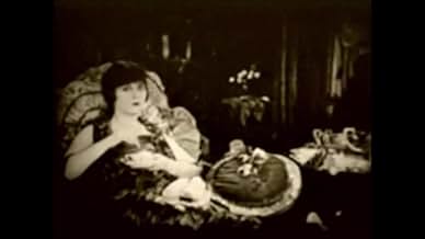 Famous trivia from Hollywood movie : The Unchastened Woman (1925)