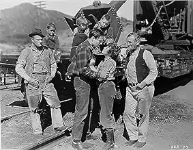 Famous trivia from Hollywood movie : Mike (1926)