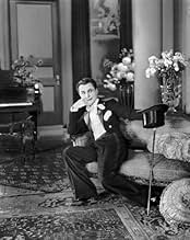 Famous trivia from Hollywood movie : Powder My Back (1928)