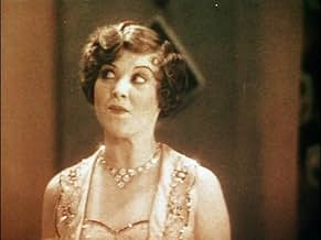 Famous trivia from Hollywood movie : Gold Diggers of Broadway (1929)