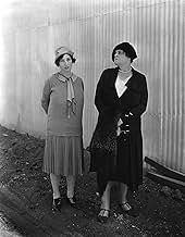 Famous trivia from Hollywood movie : Chasing Rainbows (1930)