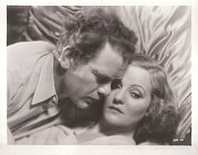 Famous trivia from Hollywood movie : Thunder Below (1932)
