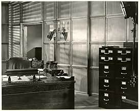 Famous trivia from Hollywood movie : Dangerous to Know (1938)