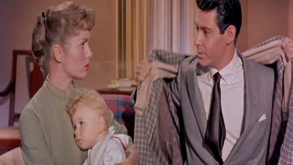 Famous trivia from Hollywood movie : Bundle of Joy (1956)
