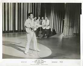 Famous trivia from Hollywood movie : Sing Boy Sing (1958)
