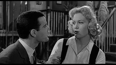 Famous trivia from Hollywood movie : The Pusher (1960)