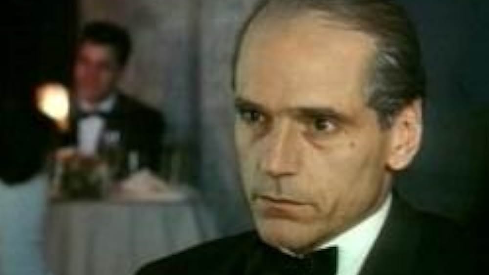 Famous trivia from Hollywood movie : Reversal of Fortune (1990)