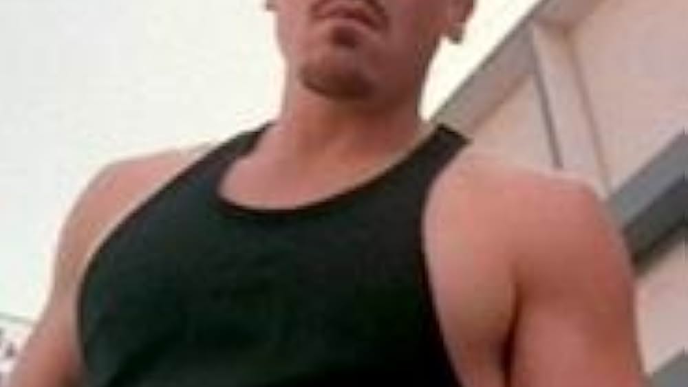 Famous trivia from Hollywood movie : Persons Unknown (1996)