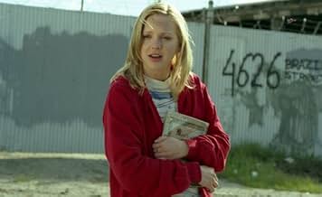 Famous trivia from Hollywood movie : Smiley Face (2007)